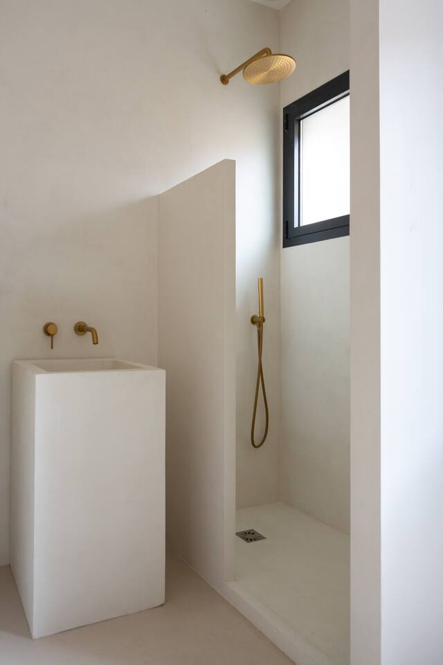 How Much Does A No Glass Bricked Shower Screen Cost 