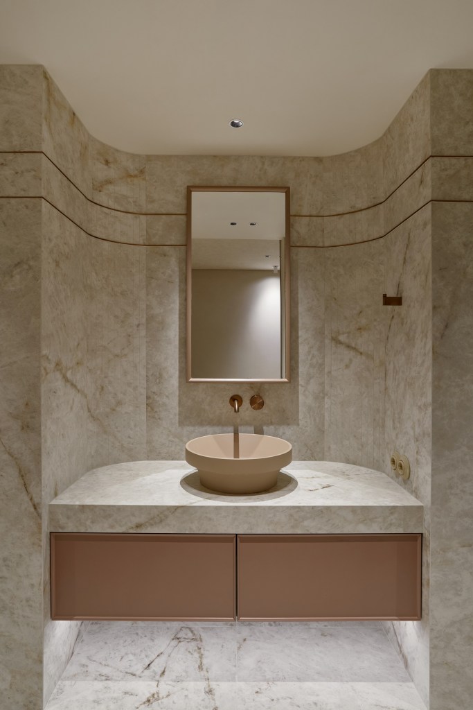 Tiling a bathroom vanity in australia