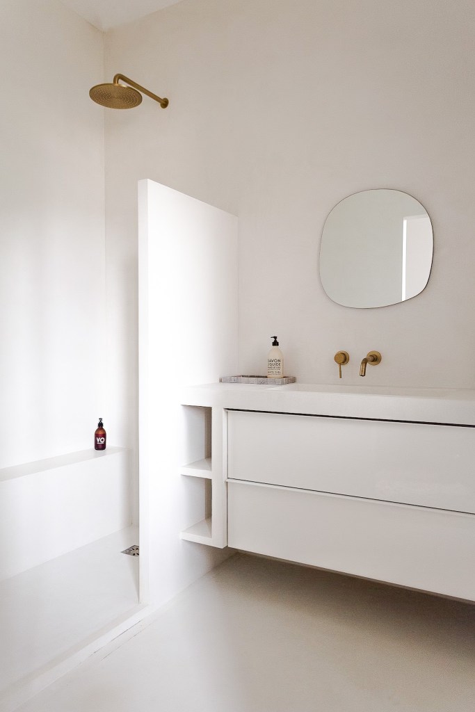 walk in shower without glass screen modern bathroom