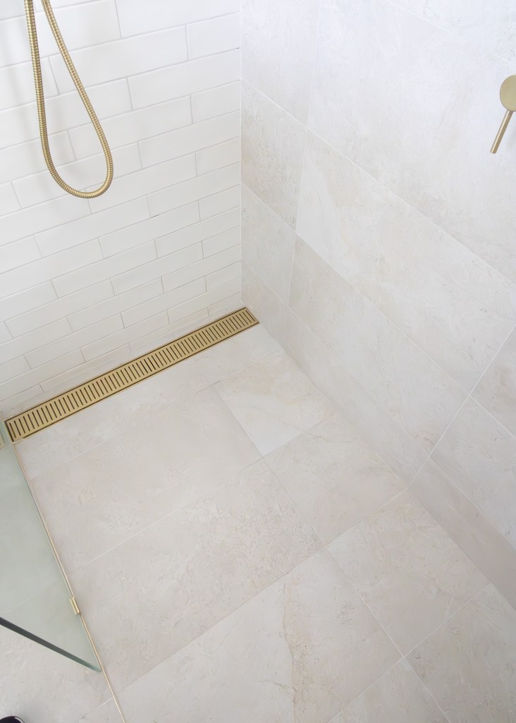 lauxes anodised aluminium drain