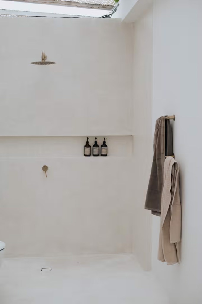 alternative to wall tiles in bathrooms