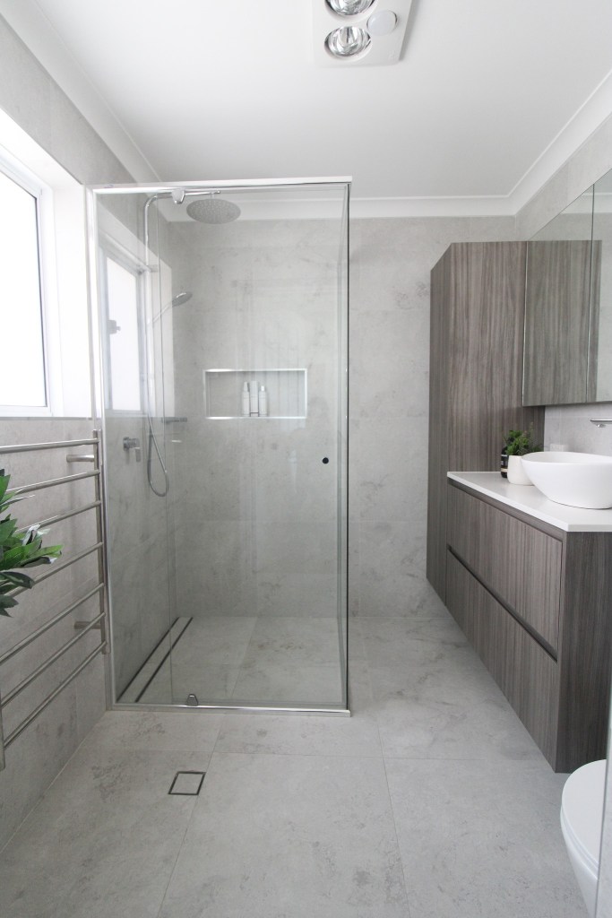small ensuite modern Australia
